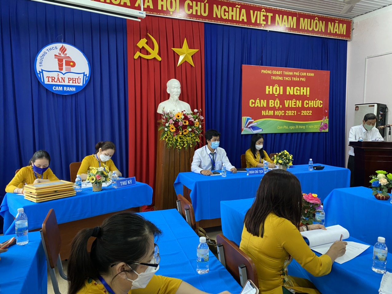 Đồng chí Trần Tiến Dũng trình bày các báo cáo tại Hội nghị