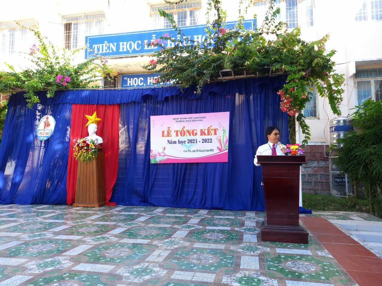 Trường THCS Trần Phú tổ chức lễ tổng kết năm học 2021 - 2022
